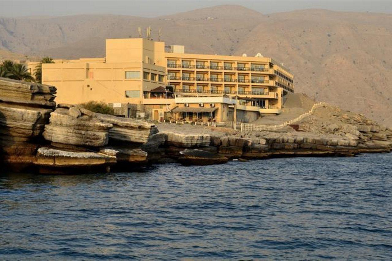 Atana Khasab Hotel Exterior photo