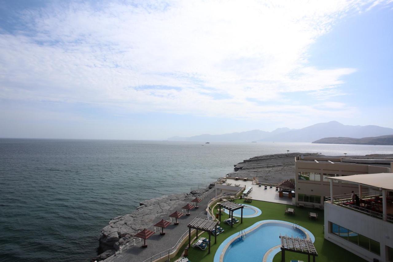 Atana Khasab Hotel Exterior photo