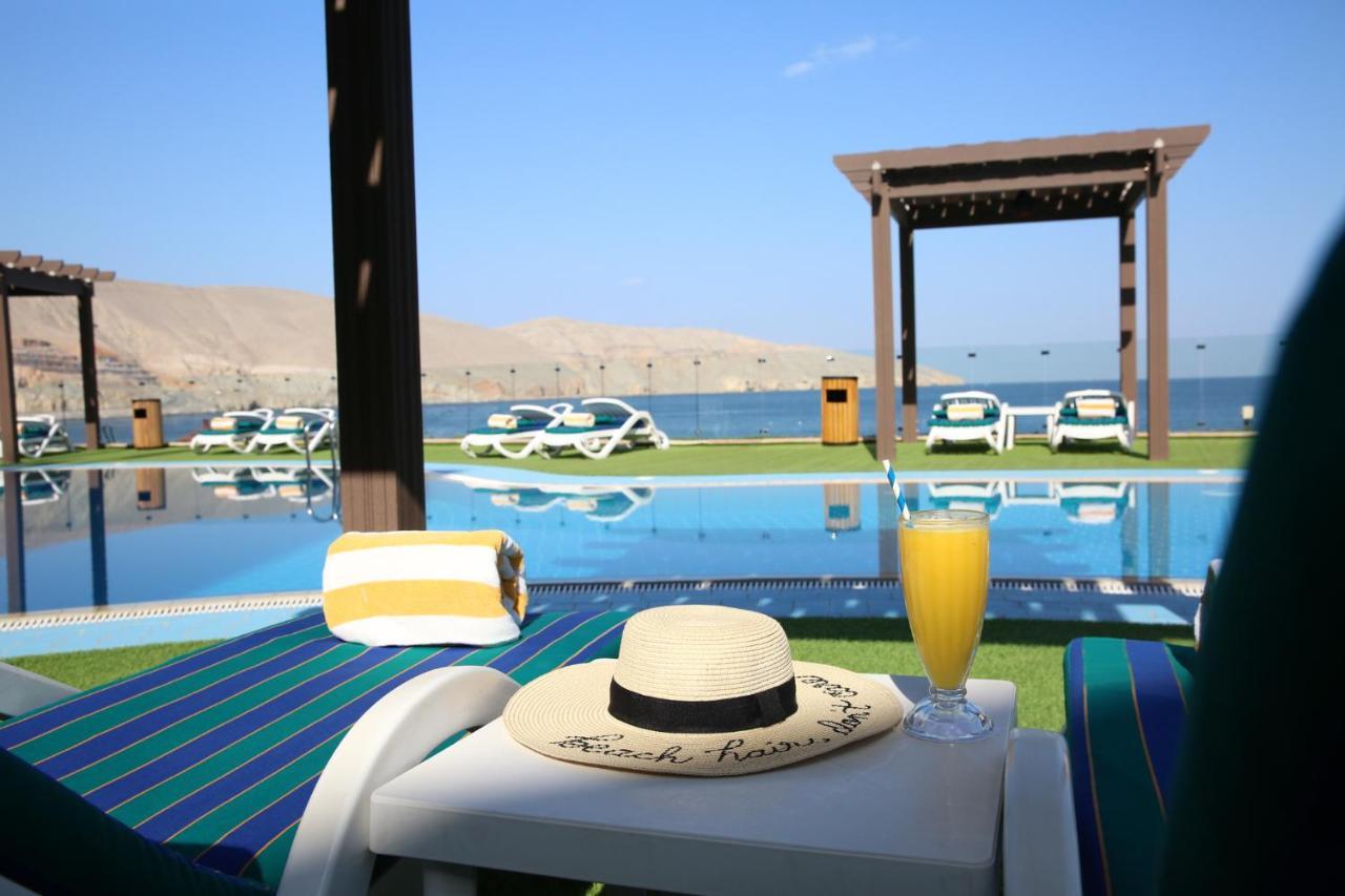 Atana Khasab Hotel Exterior photo