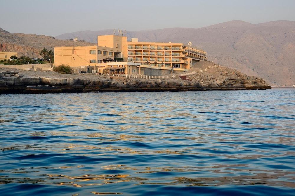 Atana Khasab Hotel Exterior photo