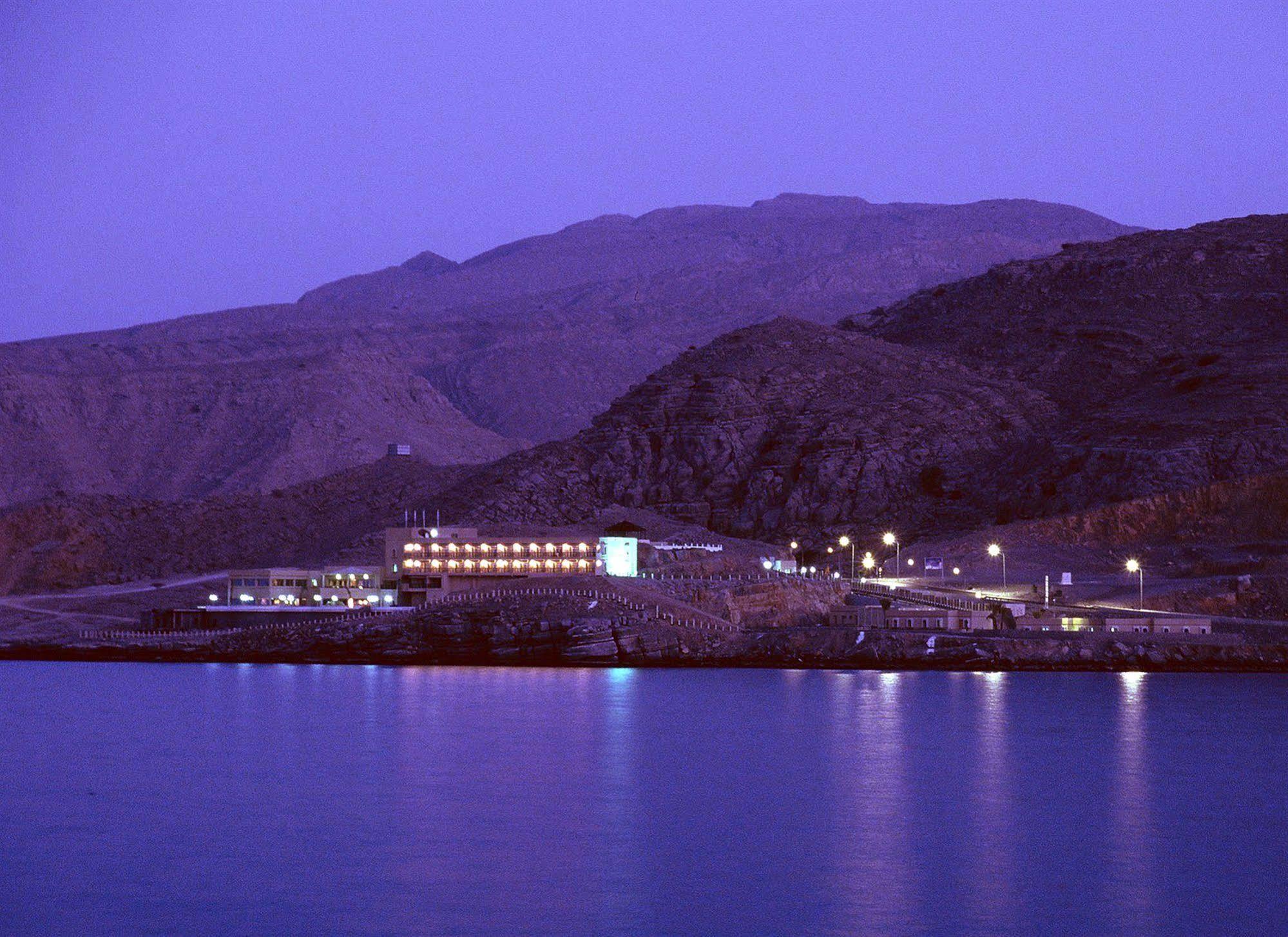 Atana Khasab Hotel Exterior photo