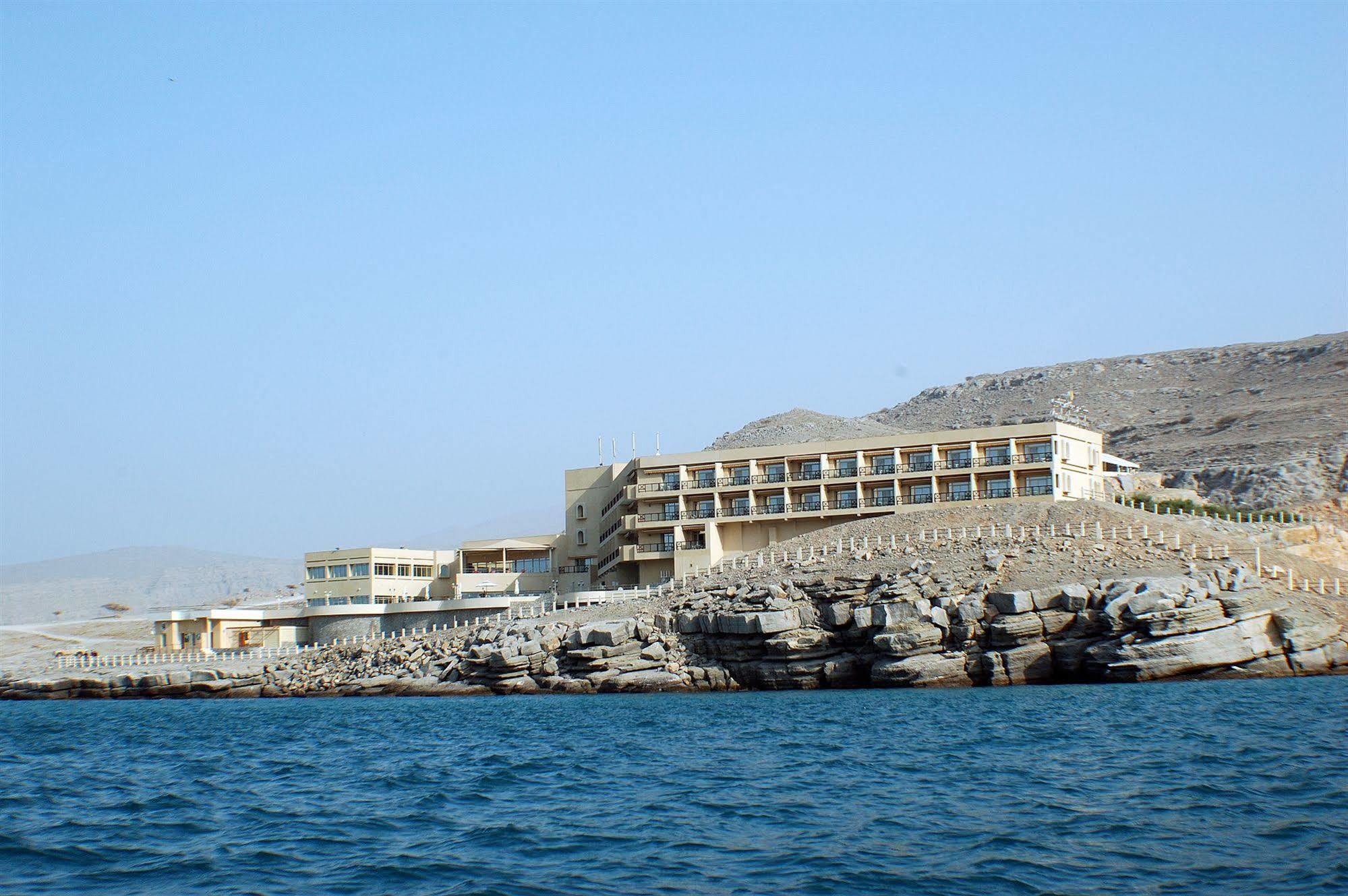 Atana Khasab Hotel Exterior photo